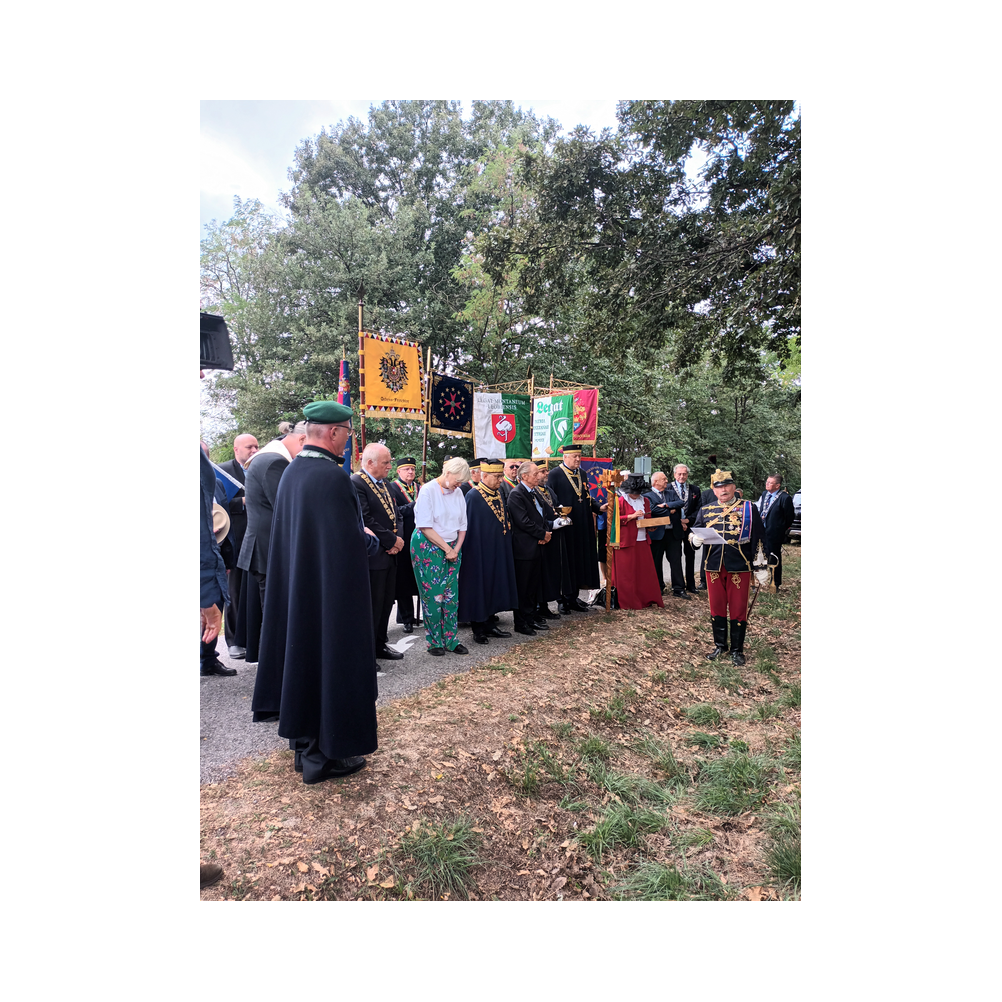 Pan Euroüpa Picknick vor dem Landhaus in Eisenstadt. Aufstellung und Festzug. Bilder von der Grenze zu Ungarn.