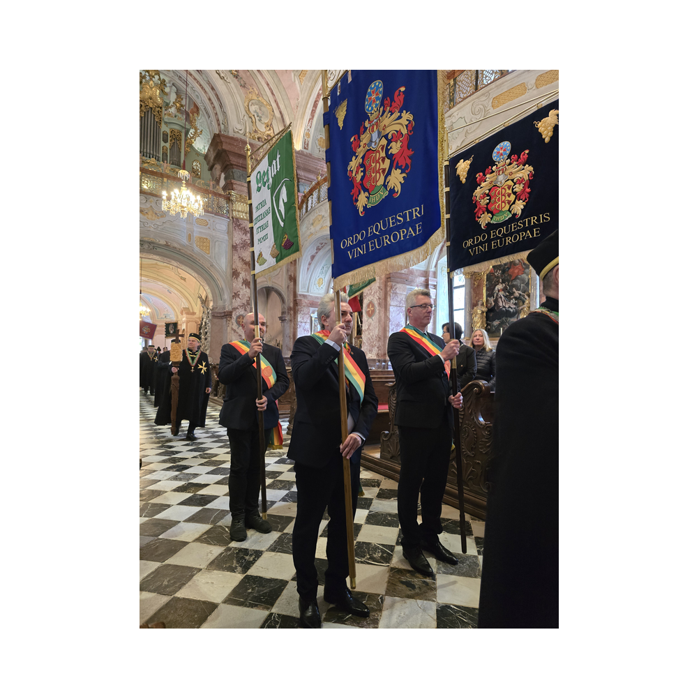 Aufstellung Festzug und Einzug in die Kirche