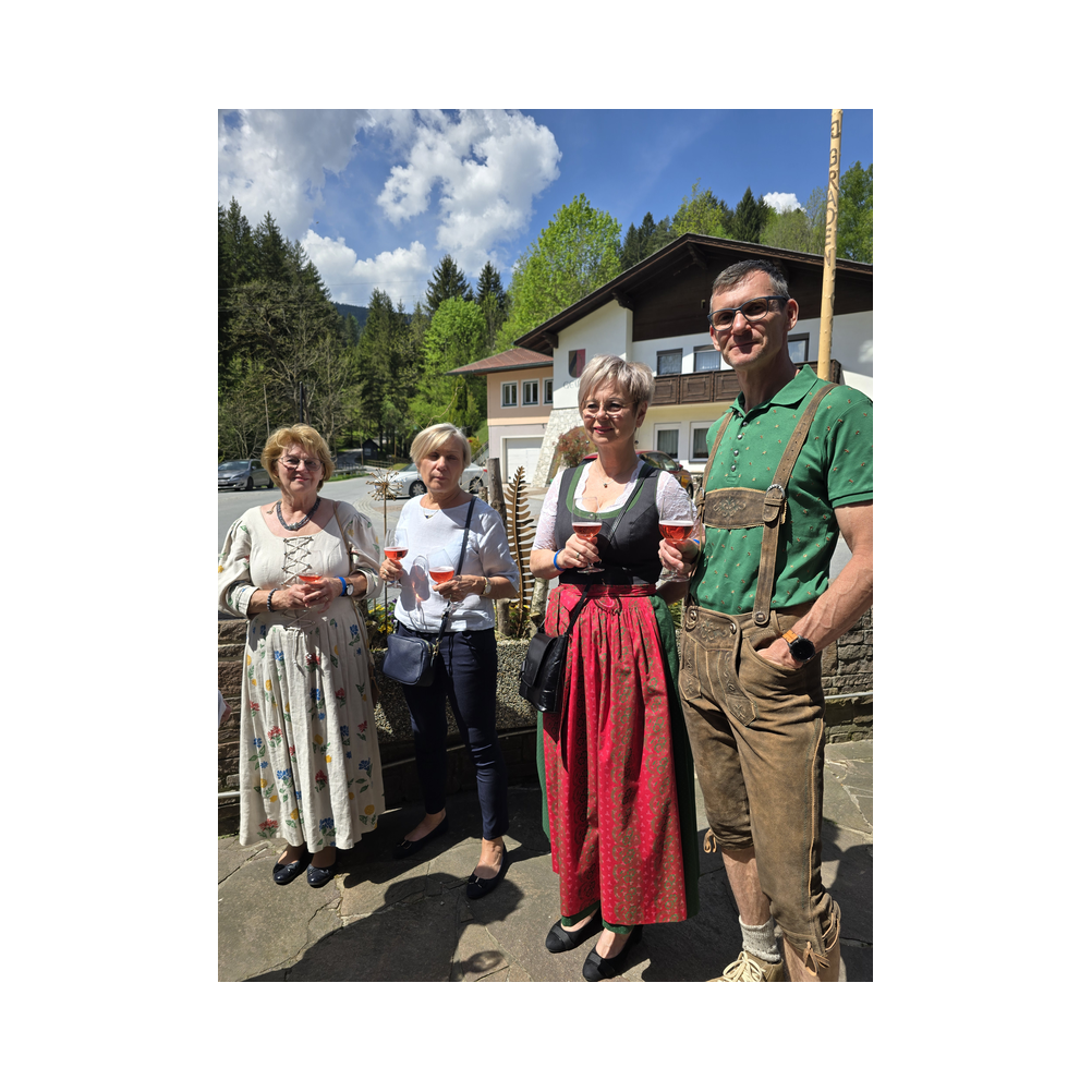 Gäste beim Empfang für das Festessen