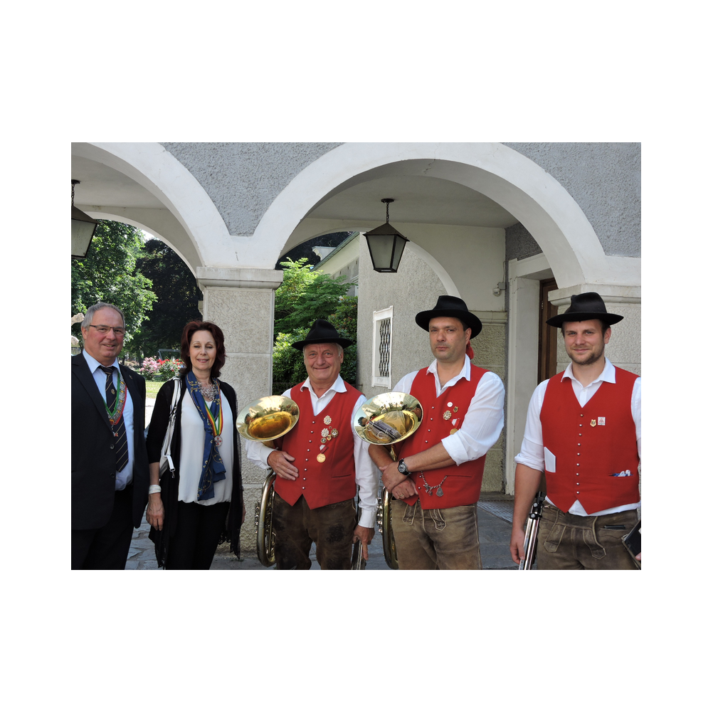 Consulatsfest in Gmünd, Agape, Festzug, Kirche und Festessen