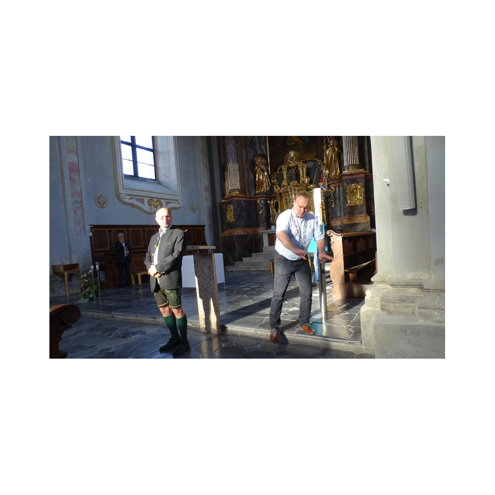 Marschallschulung beim Legat Patria Lipizzanae Styriae, Vor und in der Kirche und im Pfarrsaal