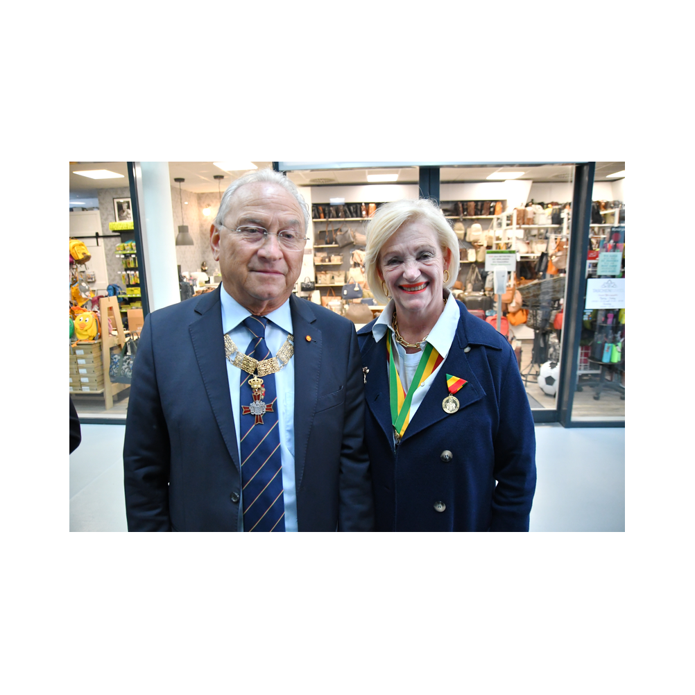 Legastsfest 10 Jahre Legat Patria Lipizzanae Styriae, Vorprogramm in Piber, Agappe in Köflach, Festzug zur Kirche, Fest in der Kirche, Essen beim Windl, Überreichung der Skulptur von Elisabeth Raunig an Karl von Hanbsburg, Ausklang