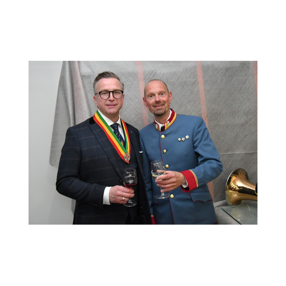 Legastsfest 10 Jahre Legat Patria Lipizzanae Styriae, Vorprogramm in Piber, Agappe in Köflach, Festzug zur Kirche, Fest in der Kirche, Essen beim Windl, Überreichung der Skulptur von Elisabeth Raunig an Karl von Hanbsburg, Ausklang