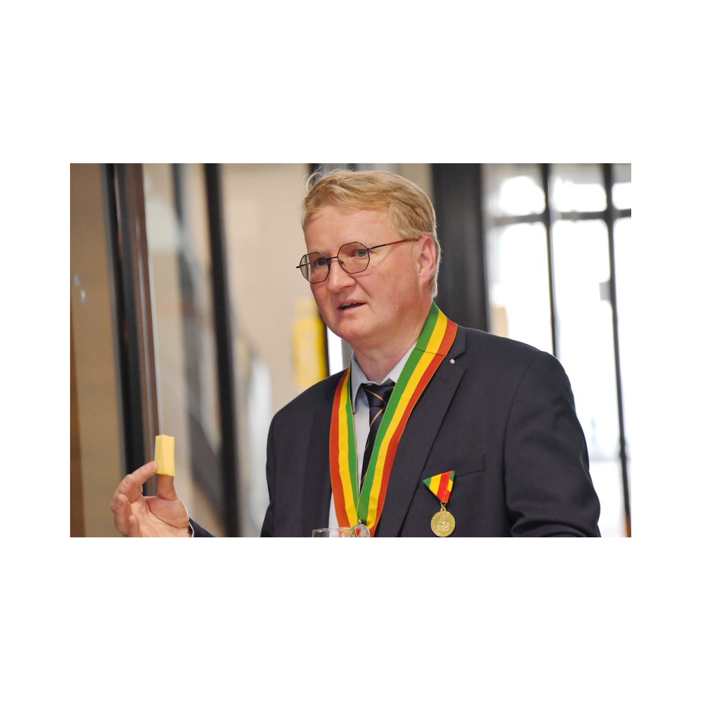 Legastsfest 10 Jahre Legat Patria Lipizzanae Styriae, Vorprogramm in Piber, Agappe in Köflach, Festzug zur Kirche, Fest in der Kirche, Essen beim Windl, Überreichung der Skulptur von Elisabeth Raunig an Karl von Hanbsburg, Ausklang