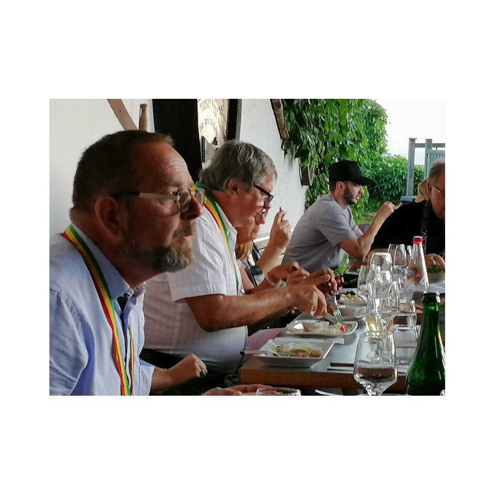 Tafelrunde Legat Patria Lipizzanae Styriae, Mostschenke Mausser, Gäste sowei Speisen und Getränke, Ausklang