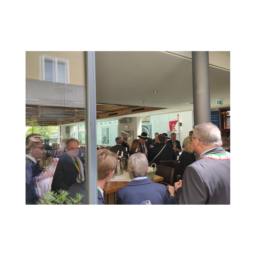 Consulatsfest in Salzburg, Agappe, Kirche und Festakt, Ausklang