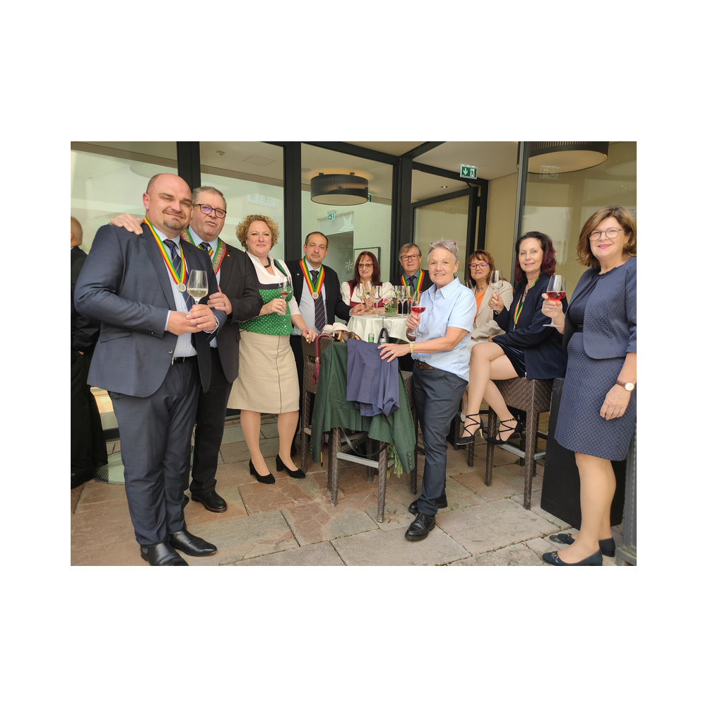 Consulatsfest in Salzburg, Agappe, Kirche und Festakt, Ausklang