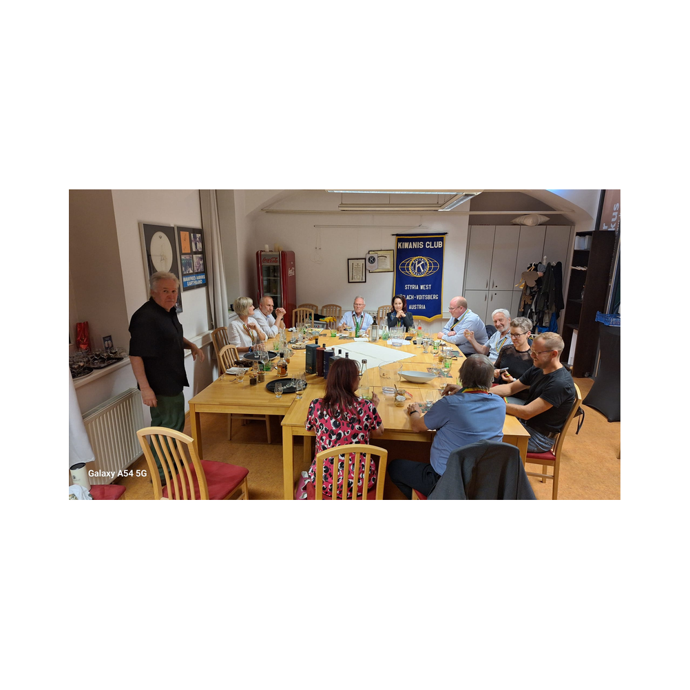 Shisky Seminar im K & K Köfalch, Gäste bei der Verkostung