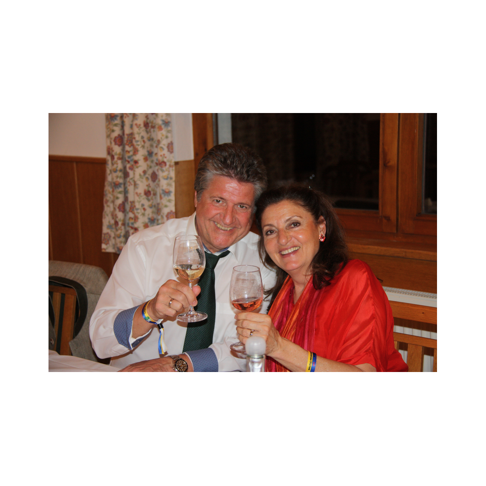 Legastsfest 10 Jahre Legat Patria Lipizzanae Styriae, Vorprogramm in Piber, Agappe in Köflach, Festzug zur Kirche, Fest in der Kirche, Essen beim Windl, Überreichung der Skulptur von Elisabeth Raunig an Karl von Hanbsburg, Ausklang