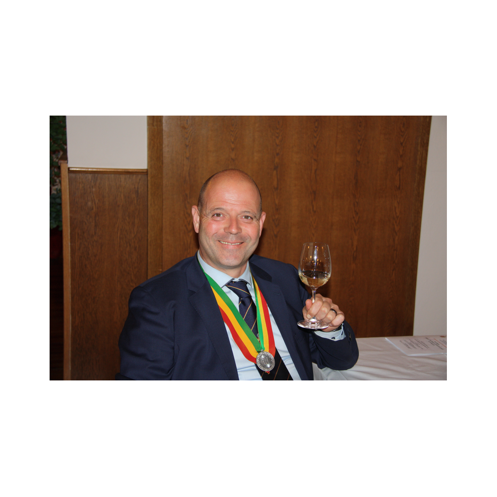 Legastsfest 10 Jahre Legat Patria Lipizzanae Styriae, Vorprogramm in Piber, Agappe in Köflach, Festzug zur Kirche, Fest in der Kirche, Essen beim Windl, Überreichung der Skulptur von Elisabeth Raunig an Karl von Hanbsburg, Ausklang