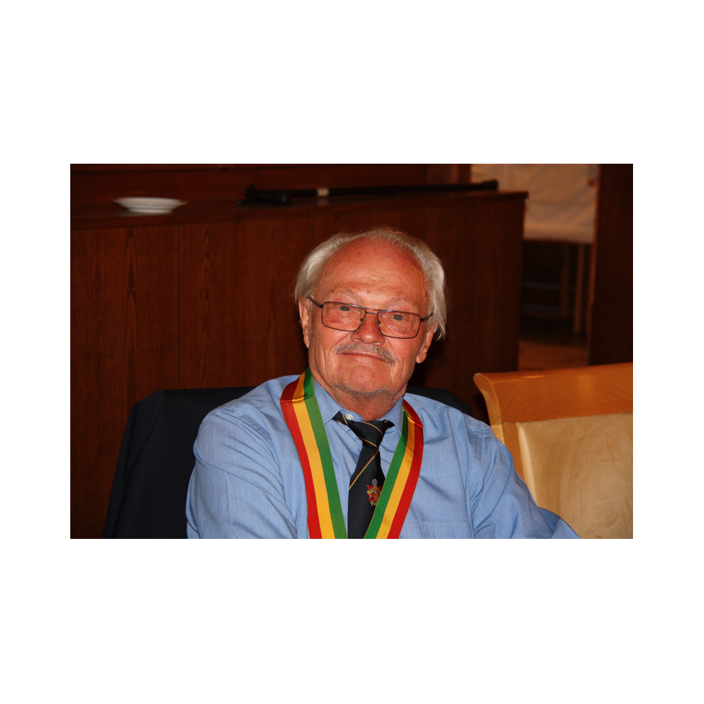 Legastsfest 10 Jahre Legat Patria Lipizzanae Styriae, Vorprogramm in Piber, Agappe in Köflach, Festzug zur Kirche, Fest in der Kirche, Essen beim Windl, Überreichung der Skulptur von Elisabeth Raunig an Karl von Hanbsburg, Ausklang