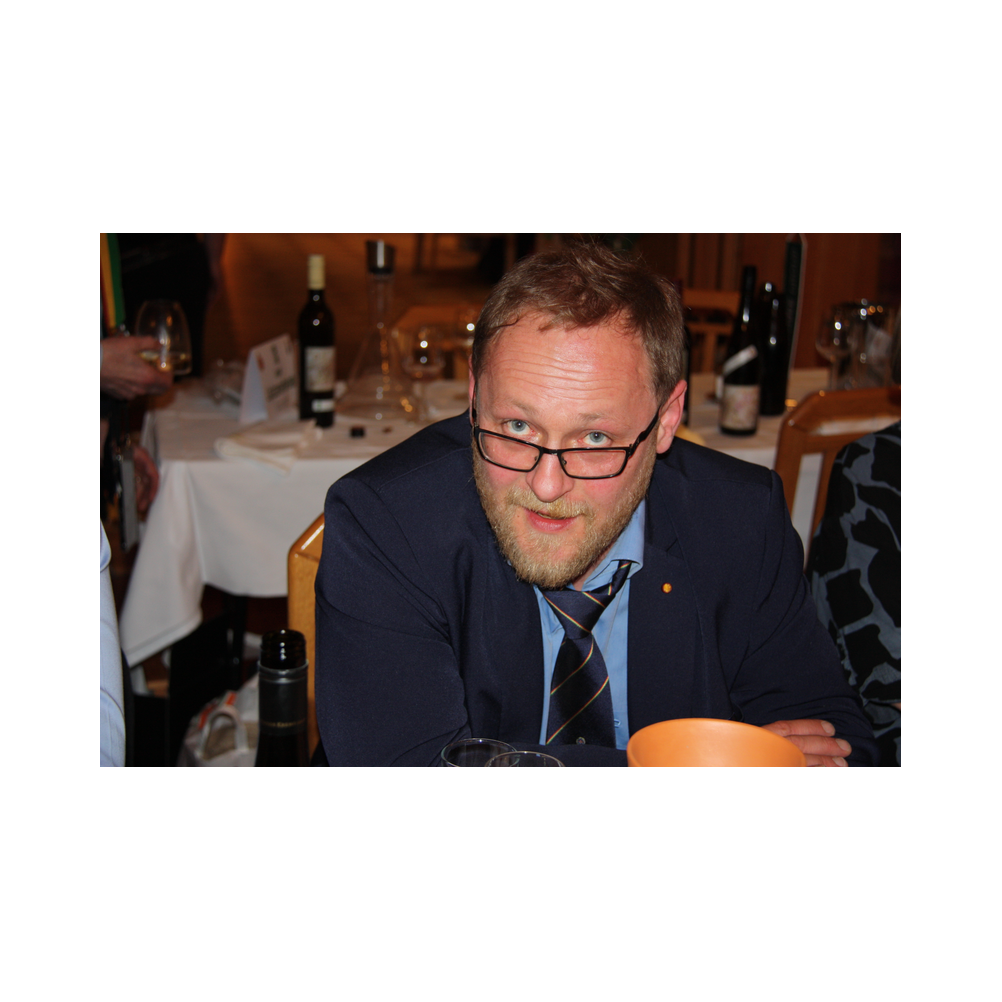 Legastsfest 10 Jahre Legat Patria Lipizzanae Styriae, Vorprogramm in Piber, Agappe in Köflach, Festzug zur Kirche, Fest in der Kirche, Essen beim Windl, Überreichung der Skulptur von Elisabeth Raunig an Karl von Hanbsburg, Ausklang