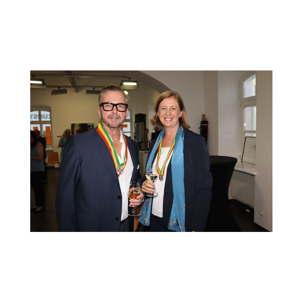 Tafelrunde Legat Patria Lipizzanae Styriae, Kleidervorstellung und kulinarische Köstlichkeiten im K & K Kulturkaffee