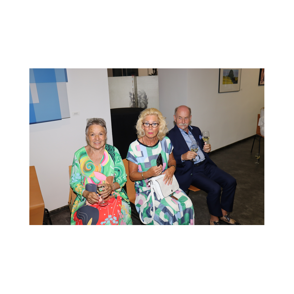 Tafelrunde Legat Patria Lipizzanae Styriae, Kleidervorstellung und kulinarische Köstlichkeiten im K & K Kulturkaffee