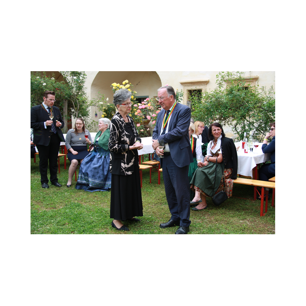 Legatsfest Volcano, Agappe, Vorprogramm, Festzug und Kirche, Ausklang