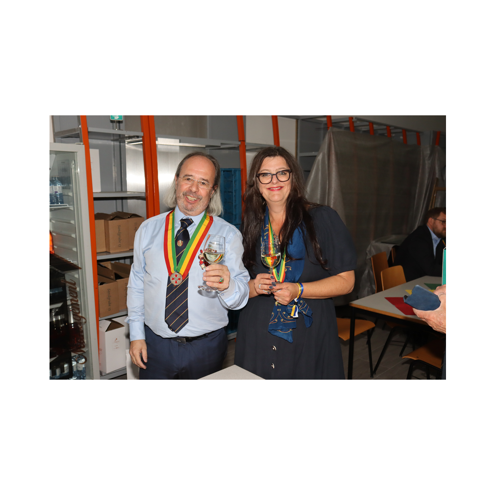 Legastsfest 10 Jahre Legat Patria Lipizzanae Styriae, Vorprogramm in Piber, Agappe in Köflach, Festzug zur Kirche, Fest in der Kirche, Essen beim Windl, Überreichung der Skulptur von Elisabeth Raunig an Karl von Hanbsburg, Ausklang