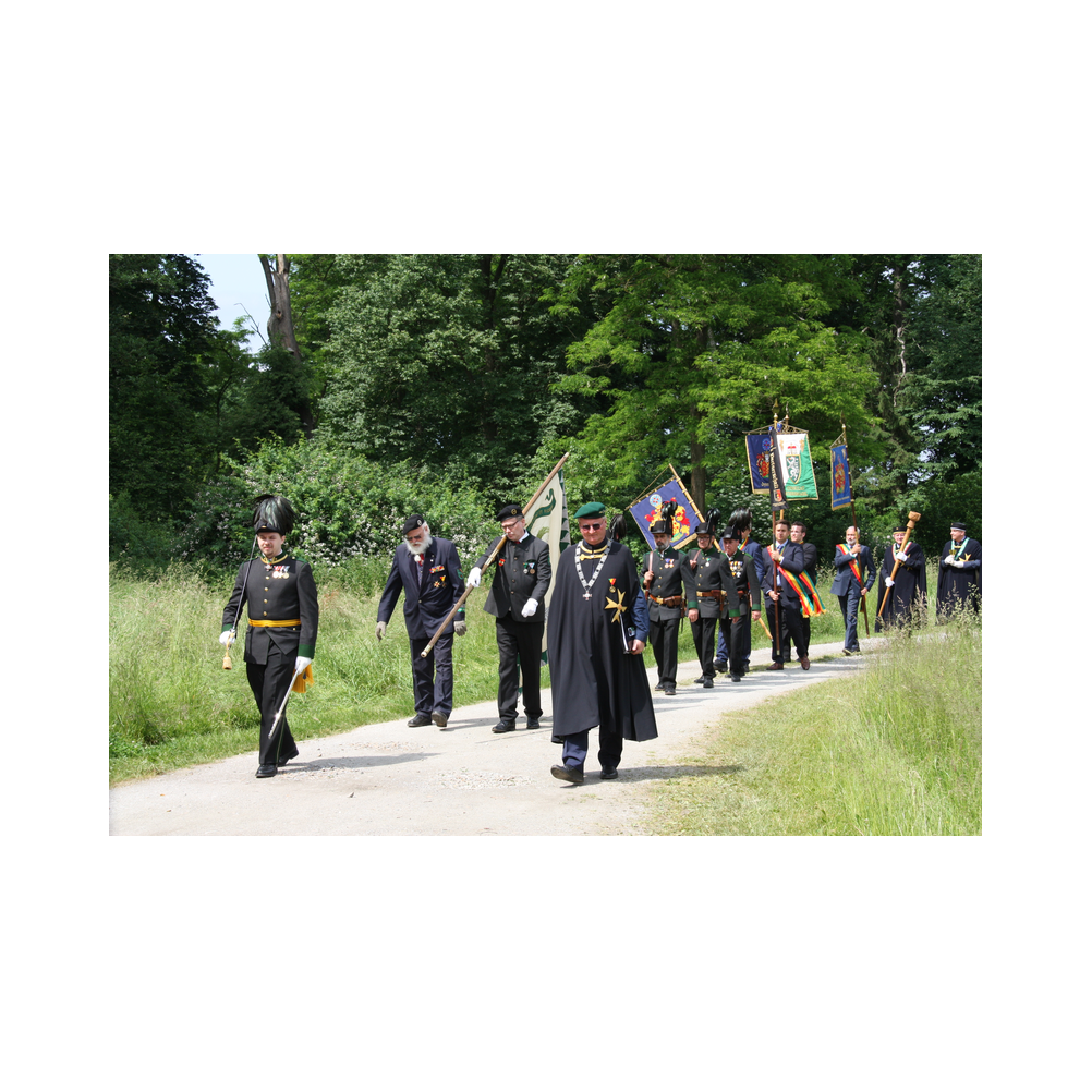Legatsfest Volcano, Agappe, Vorprogramm, Festzug und Kirche, Ausklang
