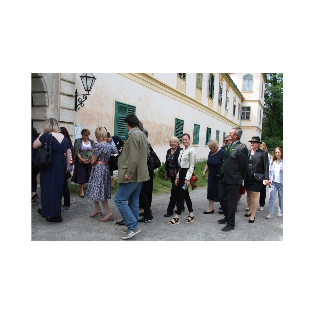 Legatsfest Volcano, Agappe, Vorprogramm, Festzug und Kirche, Ausklang