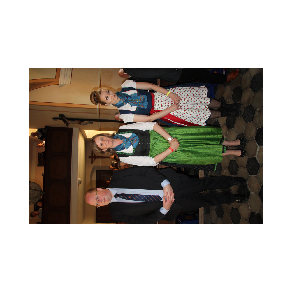 Legatsfest Volcano, Agappe, Vorprogramm, Festzug und Kirche, Ausklang