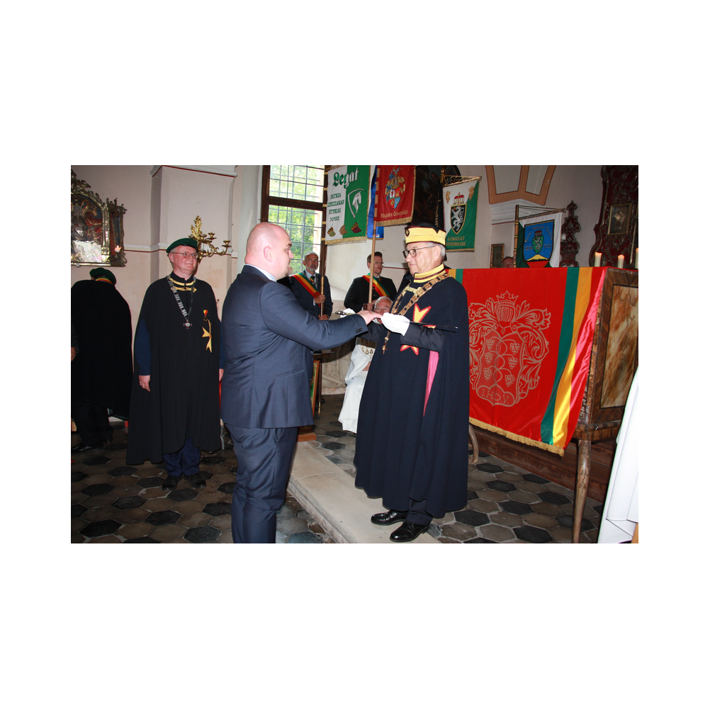 Legatsfest Volcano, Agappe, Vorprogramm, Festzug und Kirche, Ausklang