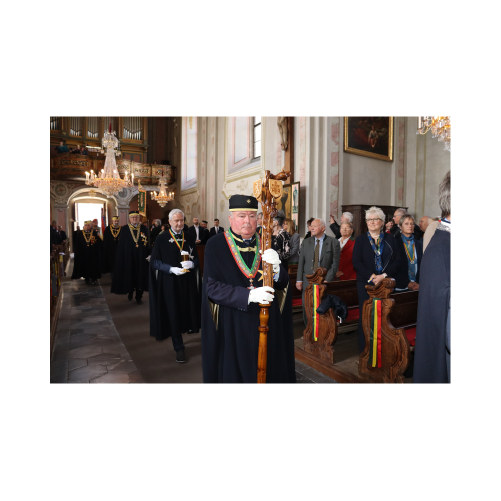 Legastsfest 10 Jahre Legat Patria Lipizzanae Styriae, Vorprogramm in Piber, Agappe in Köflach, Festzug zur Kirche, Fest in der Kirche, Essen beim Windl, Überreichung der Skulptur von Elisabeth Raunig an Karl von Hanbsburg, Ausklang