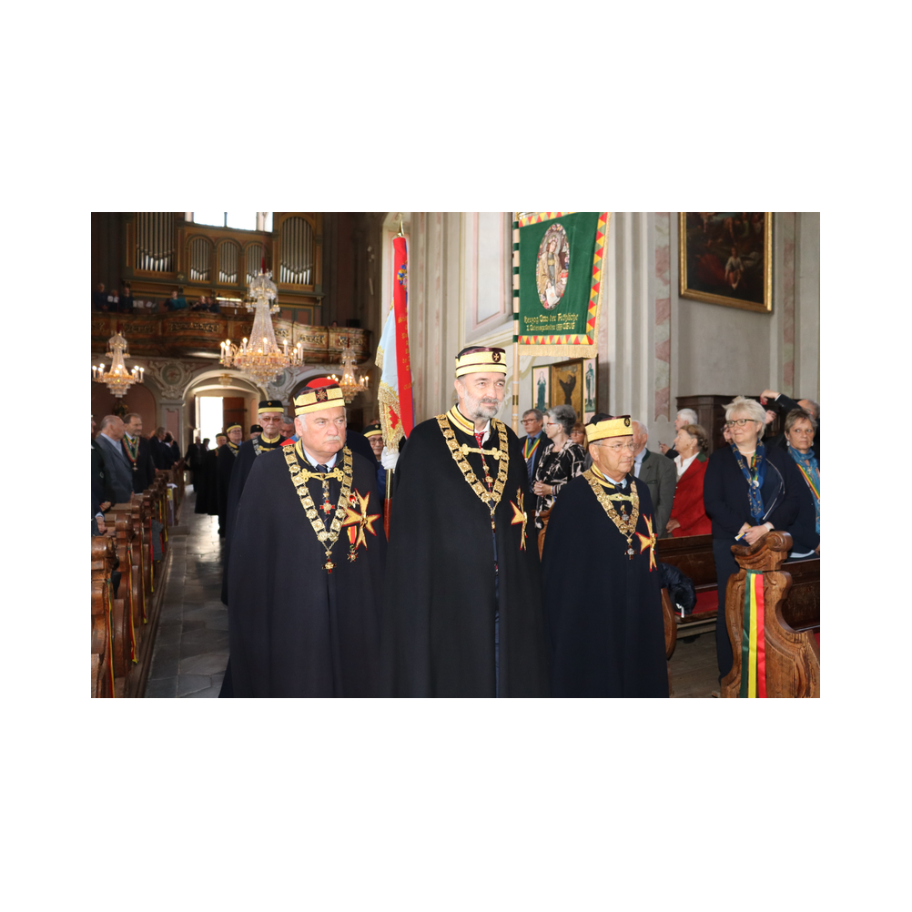 Legastsfest 10 Jahre Legat Patria Lipizzanae Styriae, Vorprogramm in Piber, Agappe in Köflach, Festzug zur Kirche, Fest in der Kirche, Essen beim Windl, Überreichung der Skulptur von Elisabeth Raunig an Karl von Hanbsburg, Ausklang