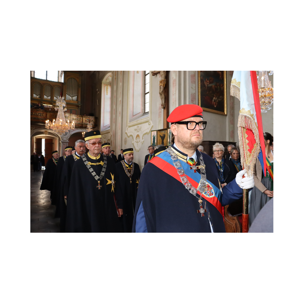 Legastsfest 10 Jahre Legat Patria Lipizzanae Styriae, Vorprogramm in Piber, Agappe in Köflach, Festzug zur Kirche, Fest in der Kirche, Essen beim Windl, Überreichung der Skulptur von Elisabeth Raunig an Karl von Hanbsburg, Ausklang