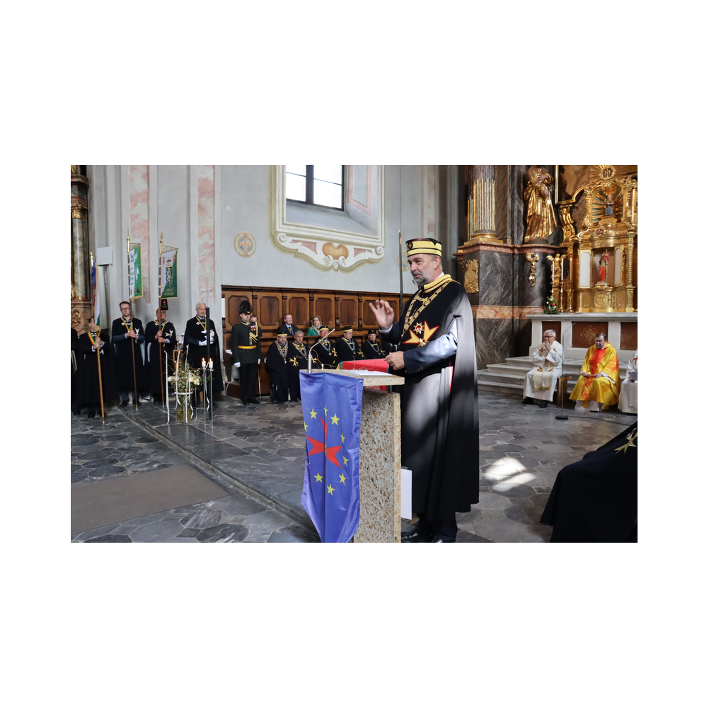 Legastsfest 10 Jahre Legat Patria Lipizzanae Styriae, Vorprogramm in Piber, Agappe in Köflach, Festzug zur Kirche, Fest in der Kirche, Essen beim Windl, Überreichung der Skulptur von Elisabeth Raunig an Karl von Hanbsburg, Ausklang