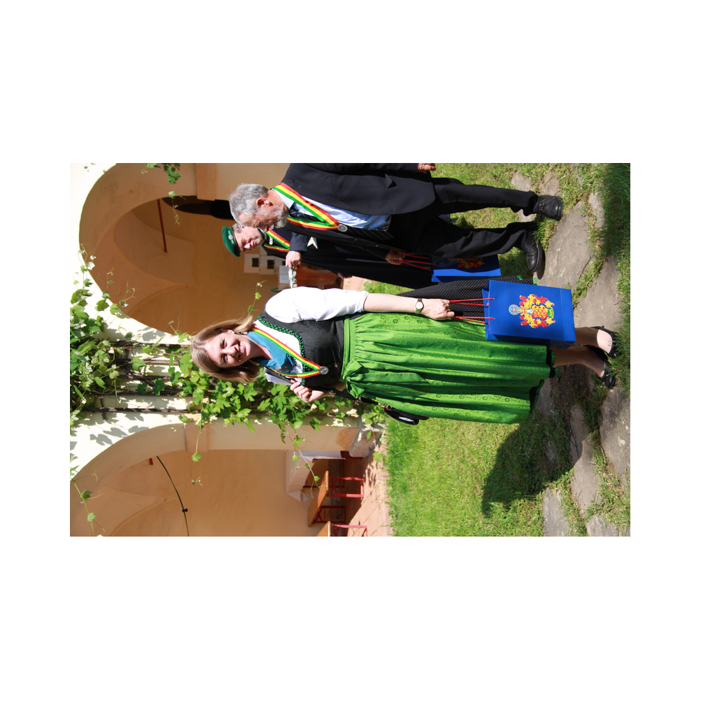 Legatsfest Volcano, Agappe, Vorprogramm, Festzug und Kirche, Ausklang