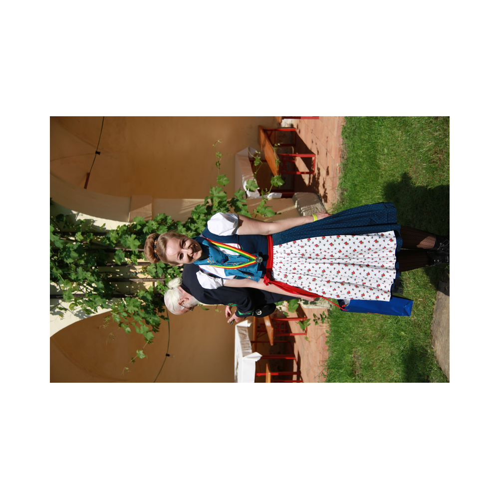 Legatsfest Volcano, Agappe, Vorprogramm, Festzug und Kirche, Ausklang