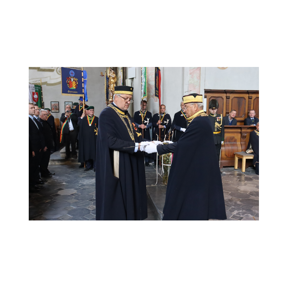 Legastsfest 10 Jahre Legat Patria Lipizzanae Styriae, Vorprogramm in Piber, Agappe in Köflach, Festzug zur Kirche, Fest in der Kirche, Essen beim Windl, Überreichung der Skulptur von Elisabeth Raunig an Karl von Hanbsburg, Ausklang