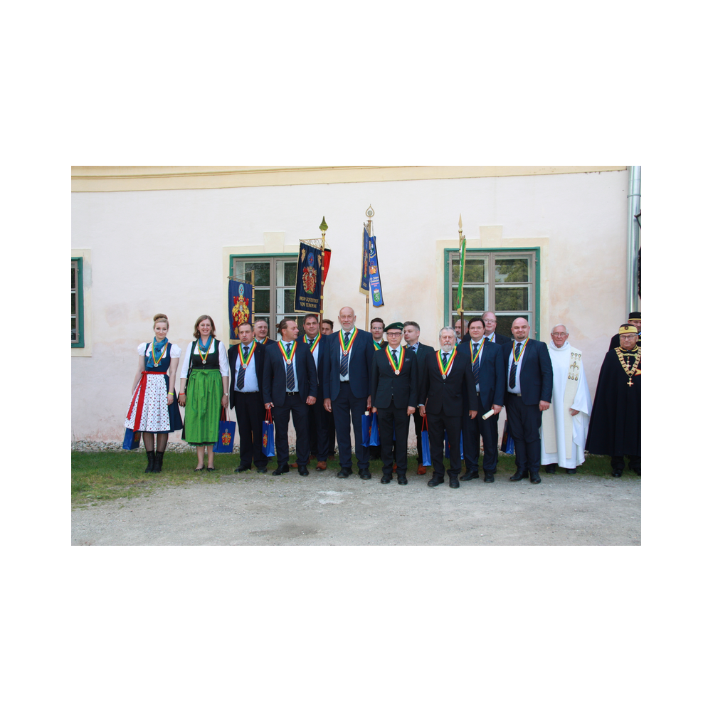 Legatsfest Volcano, Agappe, Vorprogramm, Festzug und Kirche, Ausklang