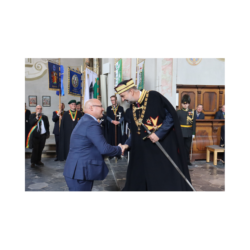Legastsfest 10 Jahre Legat Patria Lipizzanae Styriae, Vorprogramm in Piber, Agappe in Köflach, Festzug zur Kirche, Fest in der Kirche, Essen beim Windl, Überreichung der Skulptur von Elisabeth Raunig an Karl von Hanbsburg, Ausklang