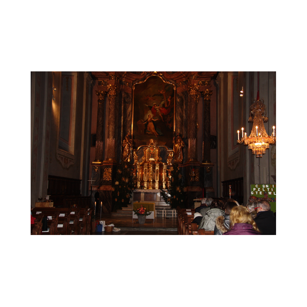 Weinsegnung in der Stadtpfarrkirche Köflach, im Dezember 2024. Segnung in der Kirche, Agappe und Ausklang