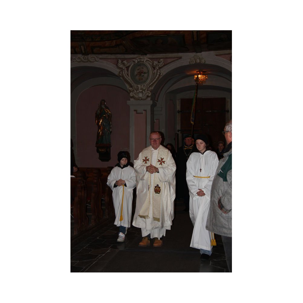 Weinsegnung in der Stadtpfarrkirche Köflach, im Dezember 2024. Segnung in der Kirche, Agappe und Ausklang