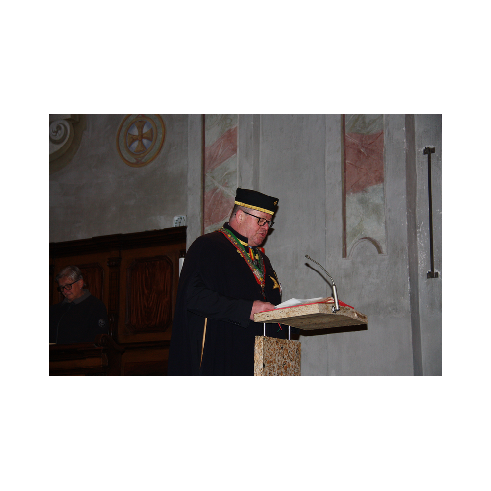 Weinsegnung in der Stadtpfarrkirche Köflach, im Dezember 2024. Segnung in der Kirche, Agappe und Ausklang