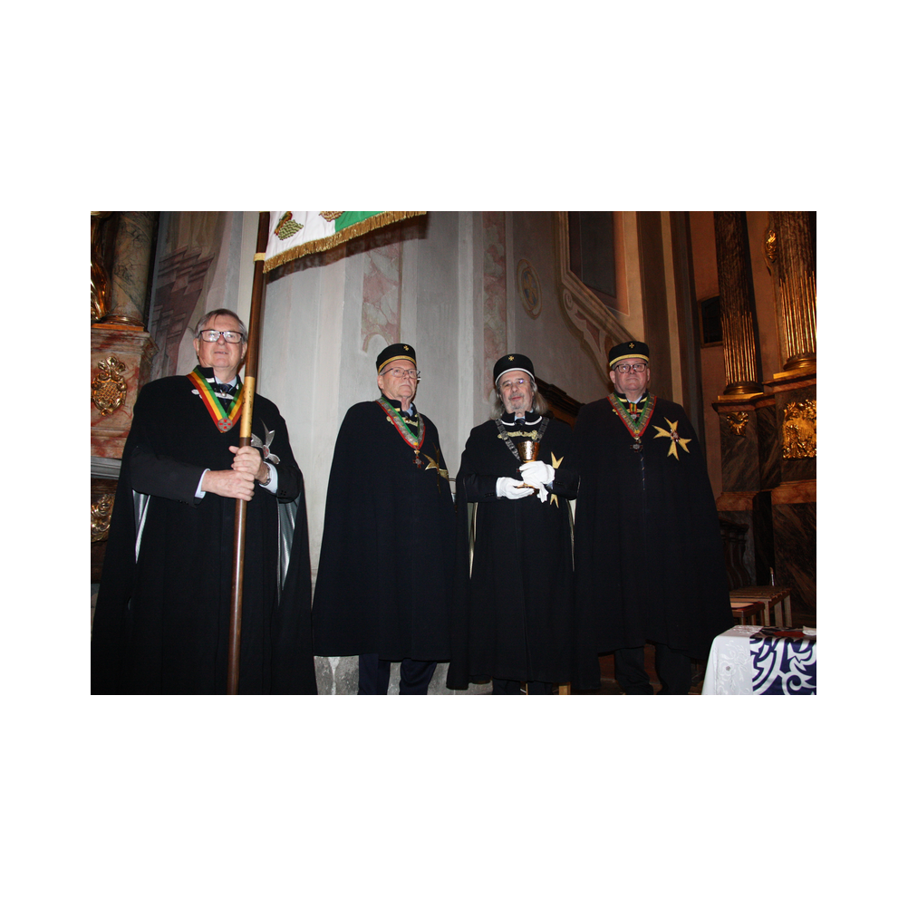 Weinsegnung in der Stadtpfarrkirche Köflach, im Dezember 2024. Segnung in der Kirche, Agappe und Ausklang