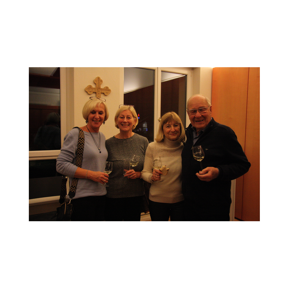 Weinsegnung in der Stadtpfarrkirche Köflach, im Dezember 2024. Segnung in der Kirche, Agappe und Ausklang