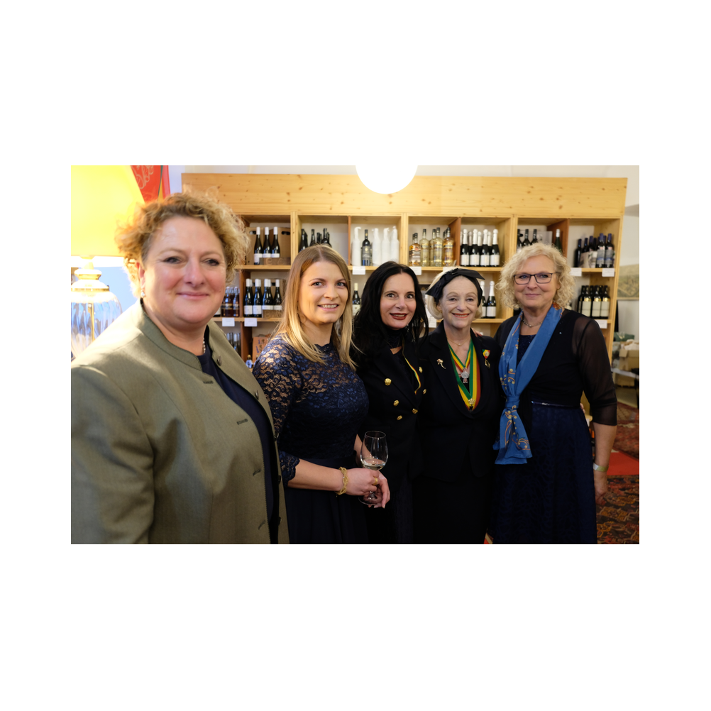 Adventfest Consulat Steiermark, Agappe, Besuch Palee Atems, Kirche und Ausklang